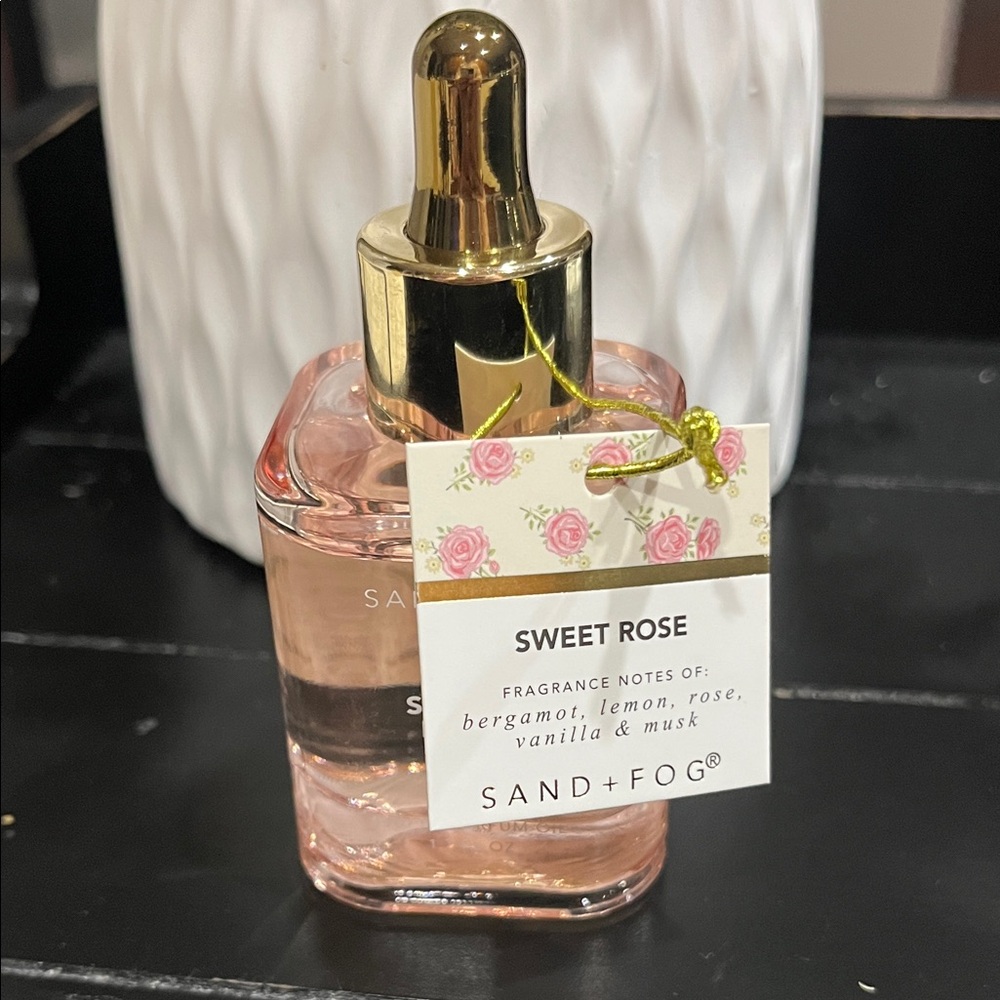 Sand + Fog Sweet Rose Perfume oil